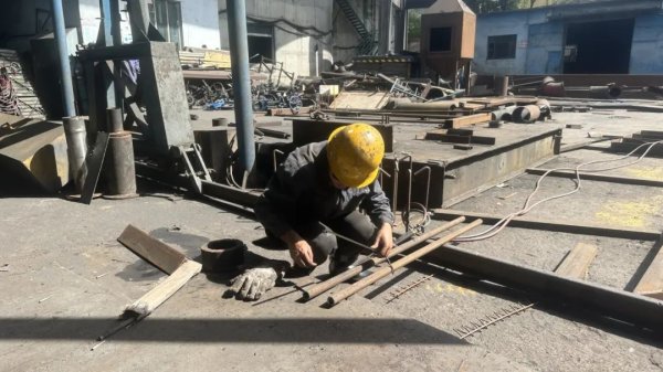 红腾网配资 土城矿：废铁堆里“淘宝”降耗
